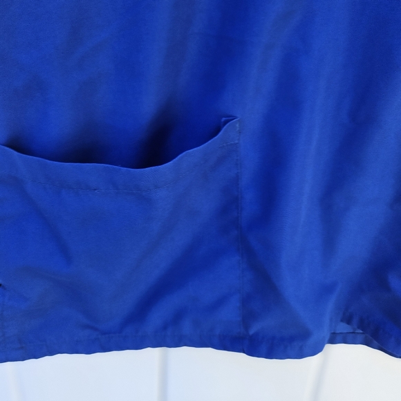 Made 2 Love Blue and Gray V-Neck Scrub Top Size M - Picture 2 of 7